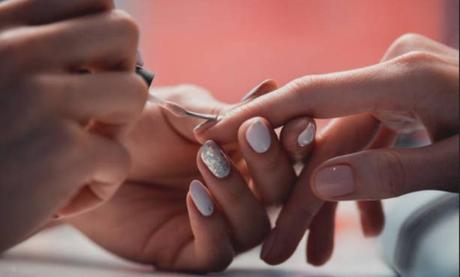 Comment ouvrir son salon de manucure ?
