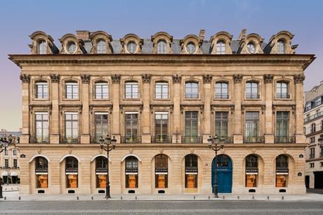 Bvlgari ouvre une nouvelle boutique, conçue par Peter Marino sur la Place Vendôme