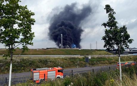 Une explosion sur un site chimique en Allemagne fait deux morts et cinq portés disparus