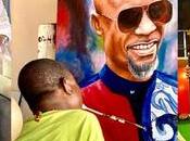 Fadda Dickson achète portrait peint artiste handicapé physique dessine avec bouche (Photos) Ghana news