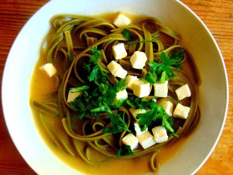 Poutine de pâtes { ou sauce papa } Poutine de pâtes { ou sauce papa }