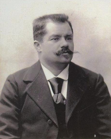 Illusoire famille épousée par contrainte.  ( Lucien Descaves )