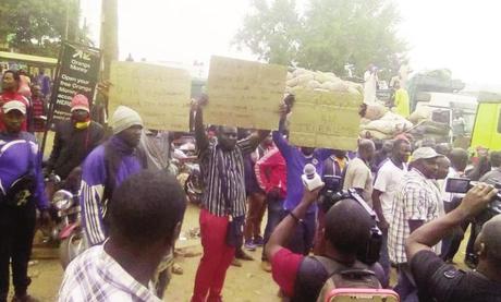 Cameroun : 50 manifestants du MRC de KAMTO oubliés en prison