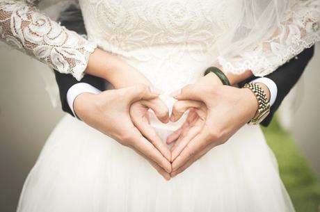Rencontre mariage : peut-on se fier aux sites de rencontres amoureuses pour trouver l’âme sœur ? Rencontre mariage : peut-on se fier aux sites de rencontres amoureuses pour trouver l’âme sœur ?