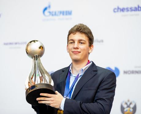 Duda domine la Coupe du monde d'échecs de Sotchi