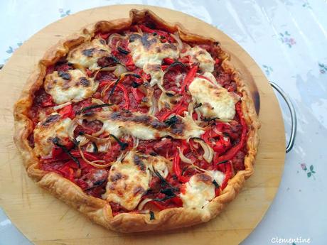 Tarte salée à la chair à saucisse et straciatella