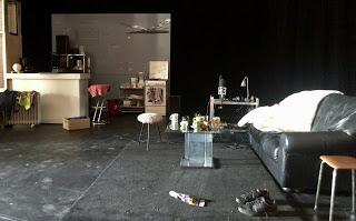 Vu d’ici par la Cie Théâtre à Cru à La Manufacture pour le Festival d’Avignon Off 2021 Vu d’ici par la Cie Théâtre à Cru à La Manufacture pour le Festival d’Avignon Off 2021