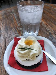 Royan, professeure de français à la Chartreuse de Villeneuve-les-Avignon pour le Festival d'Avignon 2021