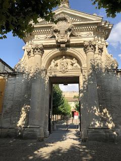 Royan, professeure de français à la Chartreuse de Villeneuve-les-Avignon pour le Festival d'Avignon 2021