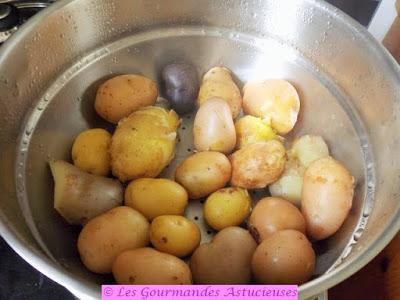 Pommes de terre nouvelles, carottes, ail-éléphant et origan (Vegan)