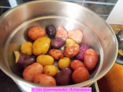 Pommes de terre nouvelles, carottes, ail-éléphant et origan (Vegan)