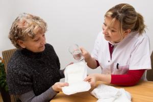 INFECTION URINAIRE: Comment la traiter chez la personne âgée ?