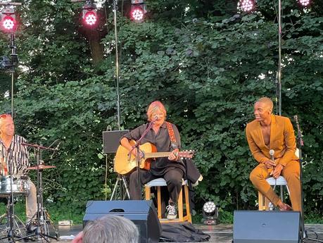 Concert sous les arbres ... B.J. Scott avec en guest Jérémie - à Finnevaux , le 14 août 2021