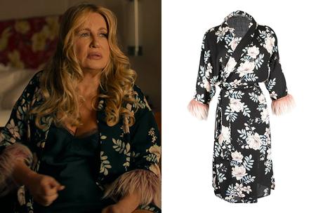 THE WHITE LOTUS : Tanya’s floral kimono in S1E05