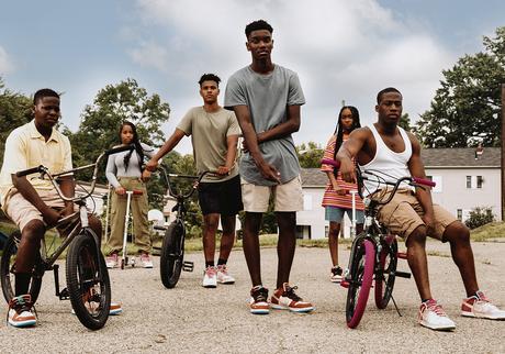 Social Status révèle la date de sortie de ses Nike Dunk