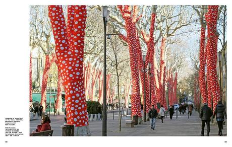 YAYOI KUSAMA – A RETROSPECTIVE YAYOI KUSAMA – A RETROSPECTIVE