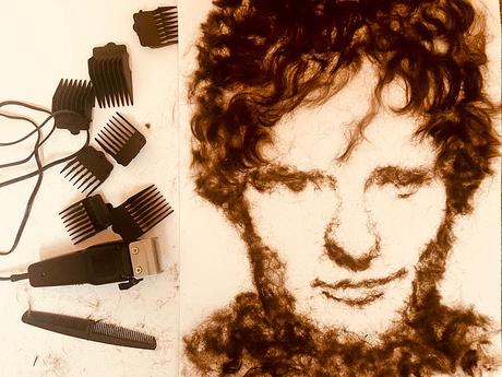 4. Pure joue : l'artiste a utilisé son Ed pour créer cette pop star moderne