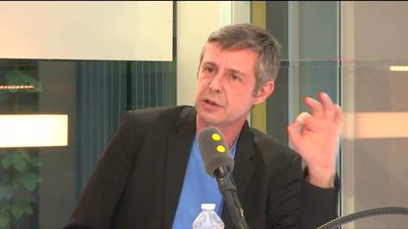 Anthony Bellanger sur France Inter: « l’Algérie cherche à détourner l’attention sur ses multiples échecs, en accusant le Maroc et le Mossad d’être derrière les incendies en Kabylie »