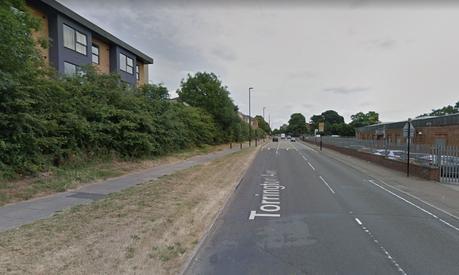 Une adolescente de 15 ans agressée sexuellement et volée pour son téléphone portable alors qu’un homme de 27 ans a été arrêté