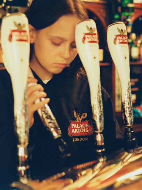 Palace renouvelle sa collaboration avec Stella Artois Palace renouvelle sa collaboration avec Stella Artois