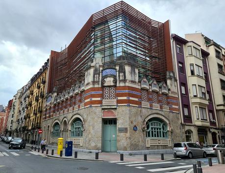 Bilbao, Modernité et traditions