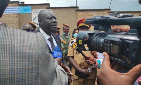 Visite du MINJEC à l’Ouest : Mounouna Foutsou au chevet des jeunes pensionnaires de la prison de Dschang