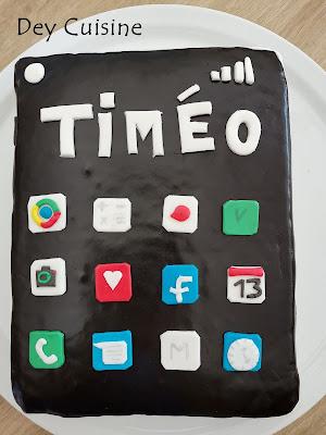 Gâteau smartphone - 11 ans déjà !