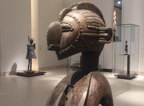 Le Dieu Gou —- une restitution —- un débat.