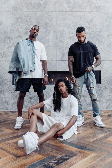 A Ma Maniére présente sa première collection de vêtements A Ma Maniére présente sa première collection de vêtements