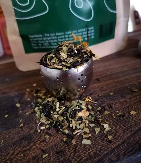De l'huile et de la tisane au CBD pour lutter contre le stress?  💆🏽‍♀️