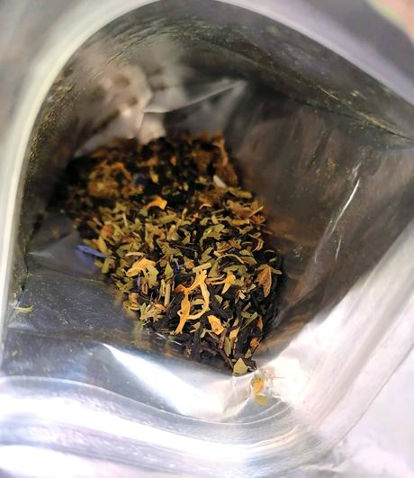 De l'huile et de la tisane au CBD pour lutter contre le stress?  💆🏽‍♀️