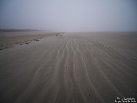 aube brumeuse #bigouden sur la Baie d'Audierne #Bretagne #Finistère
