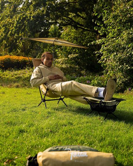 Patta et Helinox dévoilent un salon de jardin pliable Patta et Helinox dévoilent un salon de jardin pliable