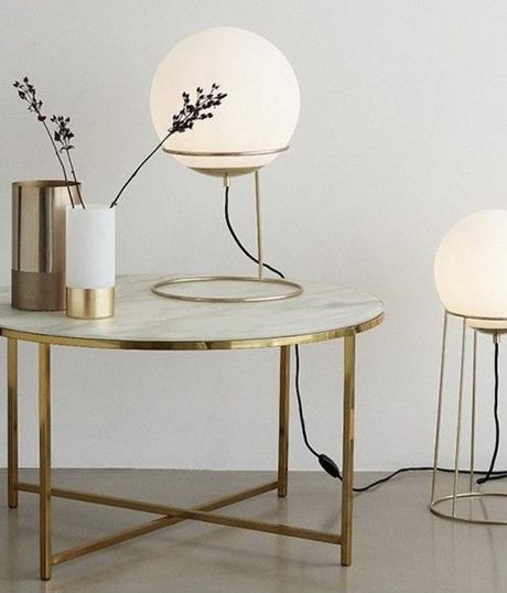 déco laiton table ronde marbre blanc lampe boule tendance moderne blog clematc