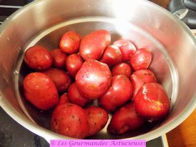 Poêlée estivale sur écrasée de pommes de terre (Vegan) Poêlée estivale sur écrasée de pommes de terre (Vegan)