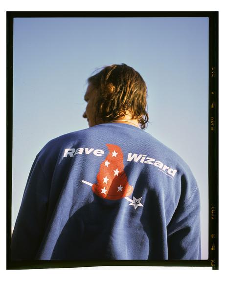 Rave présente sa nouvelle collection Fall Winter 2021 Rave présente sa nouvelle collection Fall Winter 2021