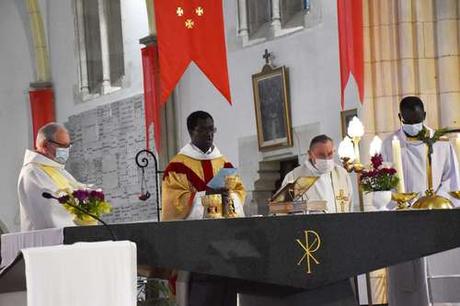 Vendredi 11 juin 2021 - Sacré-Cœur de Jésus - Sanctuaire St Germain du Crioult Vendredi 11 juin 2021 - Sacré-Cœur de Jésus - Sanctuaire St Germain du Crioult