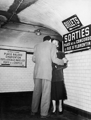 Bons bisous de Paris