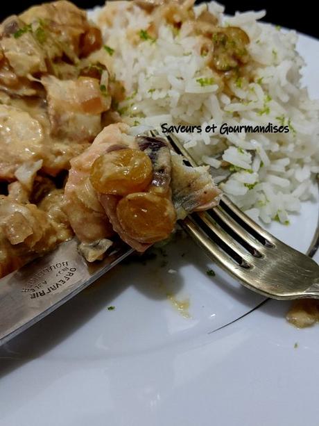 Curry de merlan au gingembre et raisins secs. Curry de merlan au gingembre et raisins secs.