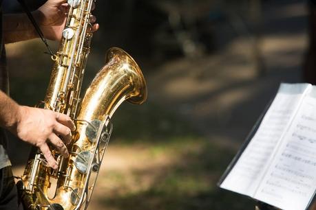 Saxophone apprentissage instrument de musique