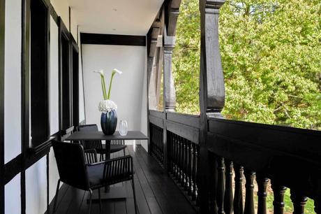 La Villa Lalique à Wingen-sur-Moder : luxe, gastronomie et culture…. La Villa Lalique à Wingen-sur-Moder : luxe, gastronomie et culture….