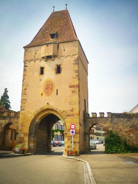 Portes fortifiées d'Alsace - Niedertor à Rosheim © French Moments