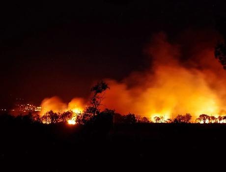 Le Brésil : La pluie a permis d’éteindre l’incendie dans la région de Chapada dos Veadeiros