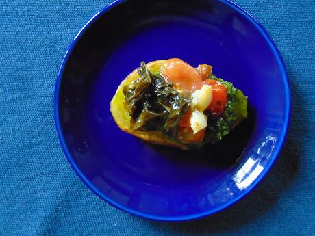 Sandwiche aux cretons avec patates au pesto et tomates confites Sandwiche aux cretons avec patates au pesto et tomates confites