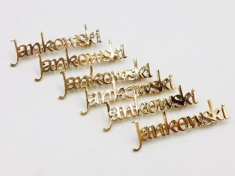 lot de 6 broches prenoms personnalisées en or 18 carats