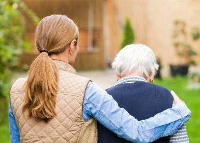 725 000 personnes soutiennent leur parent âgé tout en ayant des enfants à charge