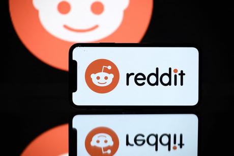Reddit est-il en panne ? Pannes signalées alors que le site Web dit qu’il enquête sur le problème Image Reddit