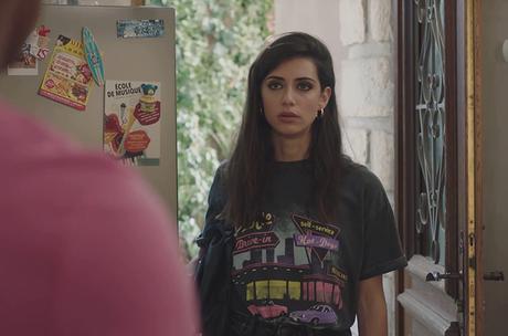 ICI TOUT COMMENCE : le t-shirt de Célia dans l’épisode 245