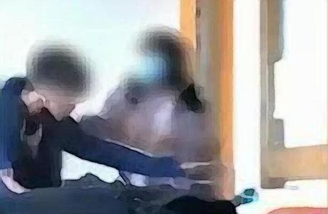 Violence contre une prof et vidéo dans les réseaux sociaux Violence contre une prof et vidéo dans les réseaux sociaux