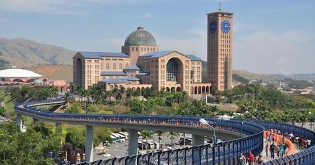 Notre-Dame d’Aparecida, l’un des plus grands sanctuaires marials au monde Notre-Dame d’Aparecida, l’un des plus grands sanctuaires marials au monde